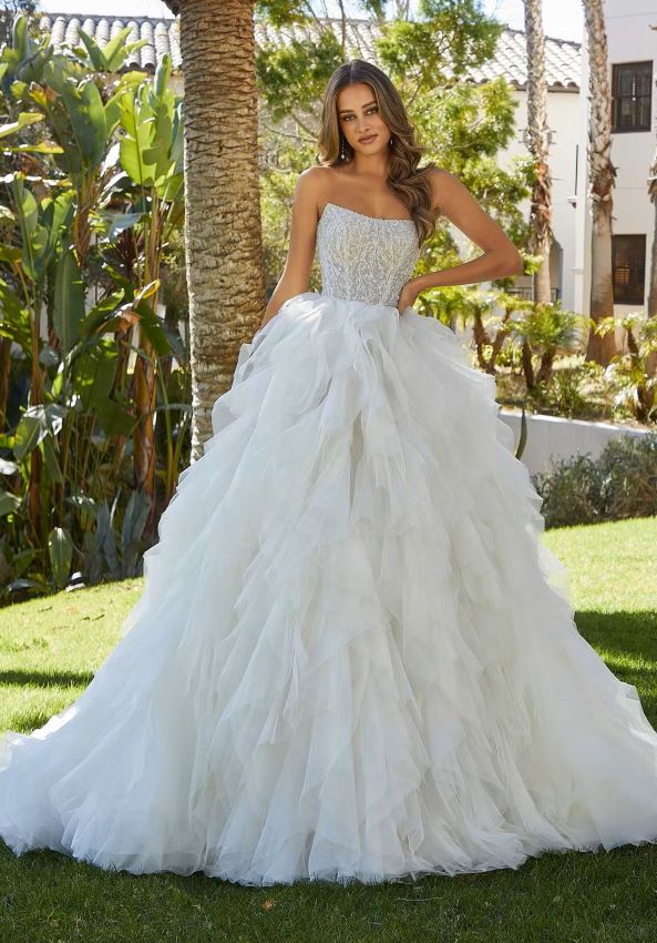 Strapless-Sweetheart-Beaded-Lace-Bodice-Ruffled-Skirt-Long-Train-Wedding-Dress