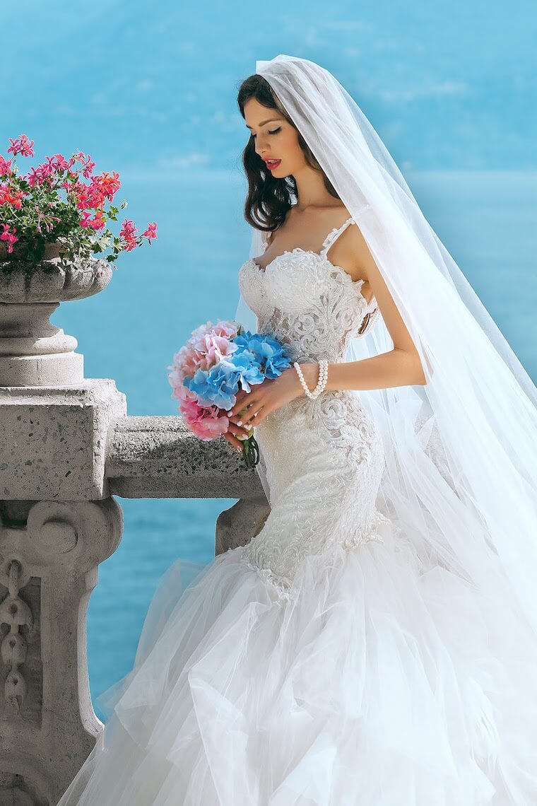 long veil beach hairstyle bride