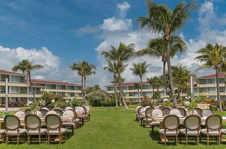 wedding chapel garden at moon palace 