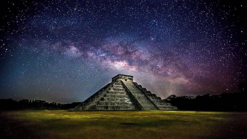 chichen itza night tour