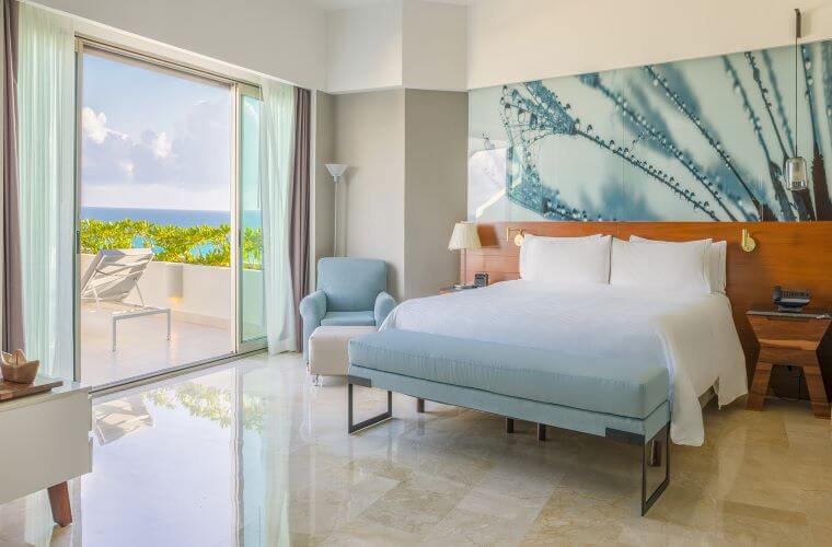 live aqua honeymoon suite