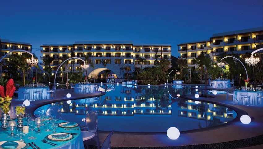lagoon poolside venue at secrets akumal