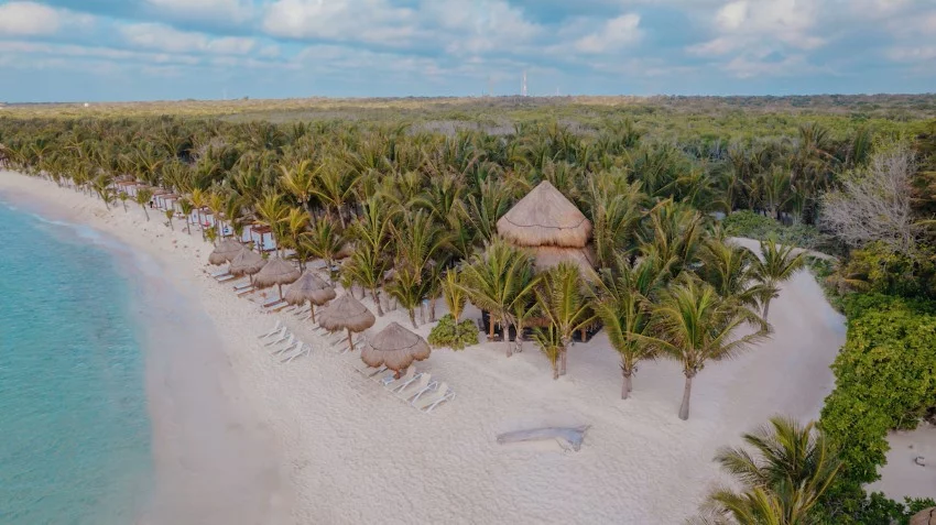 beach at El Dorado Seaside Palms