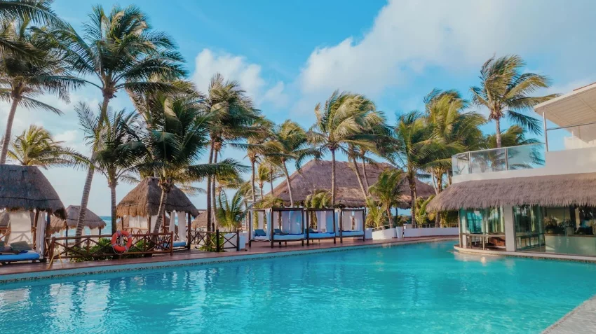 pool at el dorado seaside palms