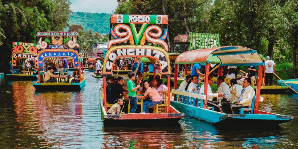 mexico city group tours XOCHIMILCO boats