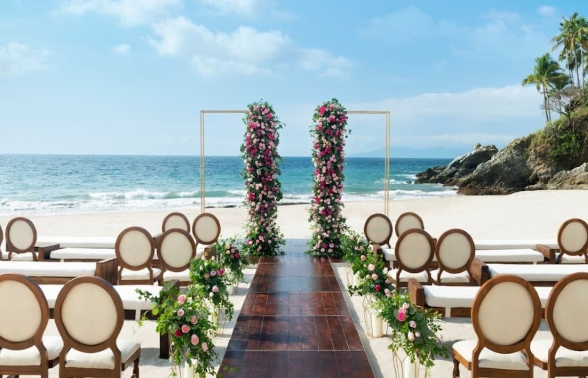 hyatt ziva puerto vallarta beach wedding venue