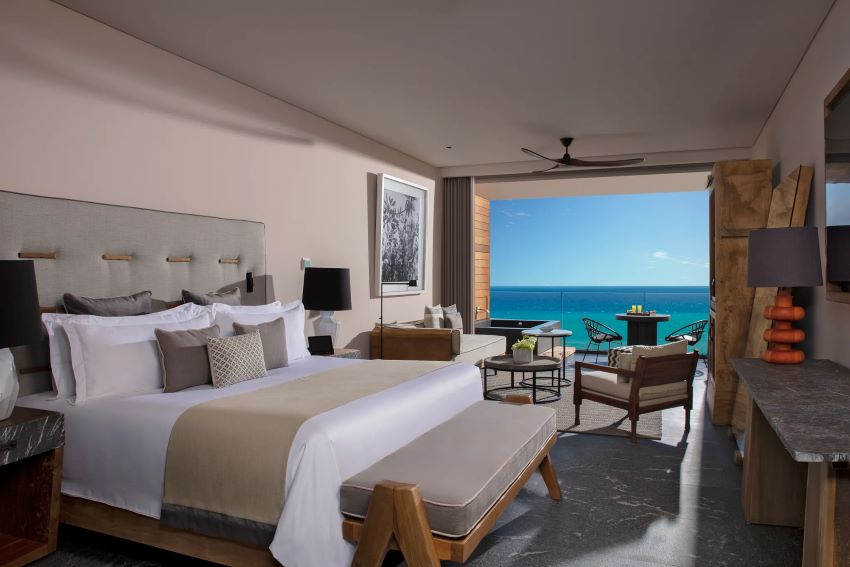 suite at secrets moxche