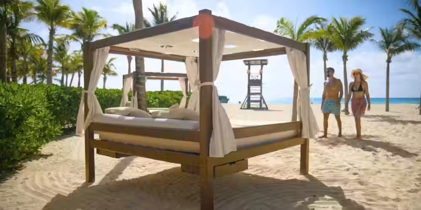 beach at royal hideaway playacar