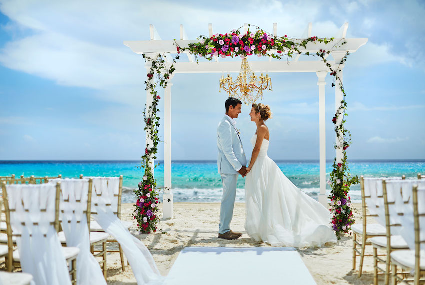 wedding planner in cancun mexico