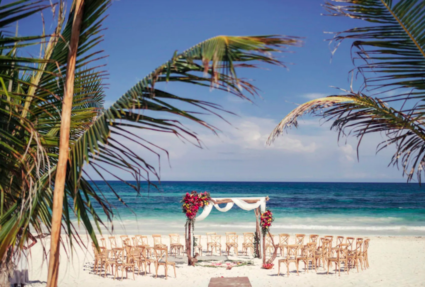 planning a wedding in cancun