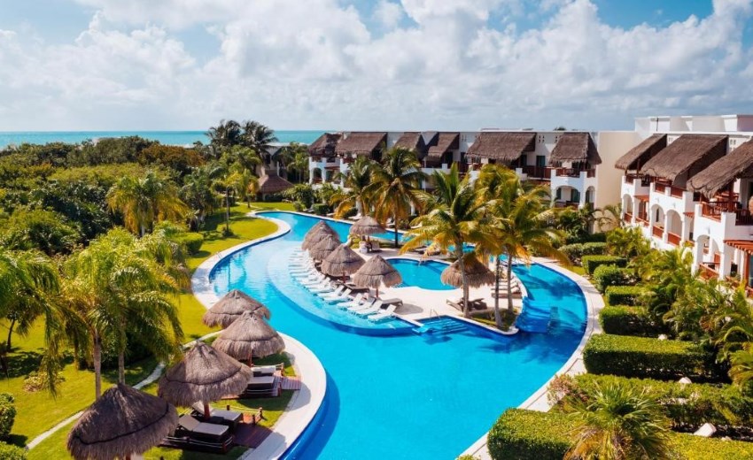valentin imperial riviera maya swim-up suites aerial