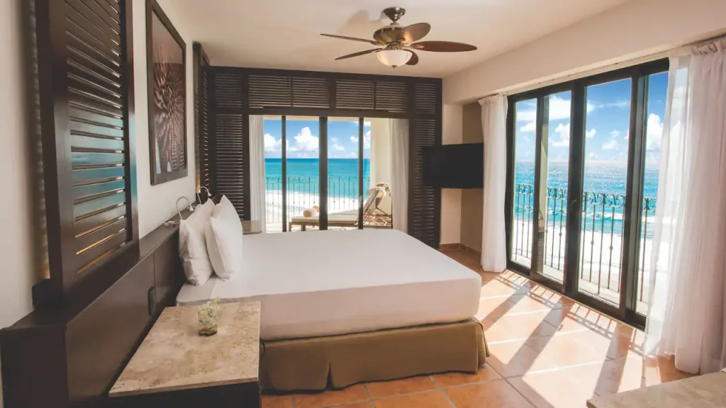 Grand master suite with ocean view at Hyatt Ziva Los Cabos