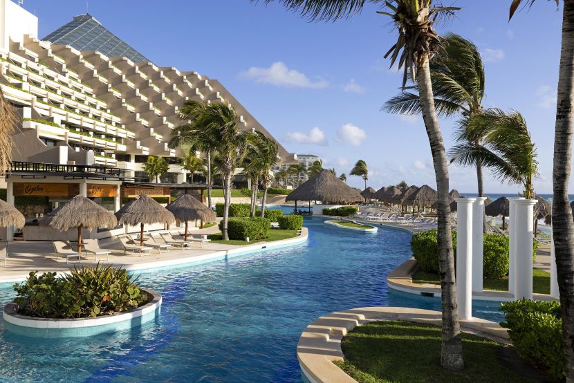 swimming pool at Paradisus Cancun