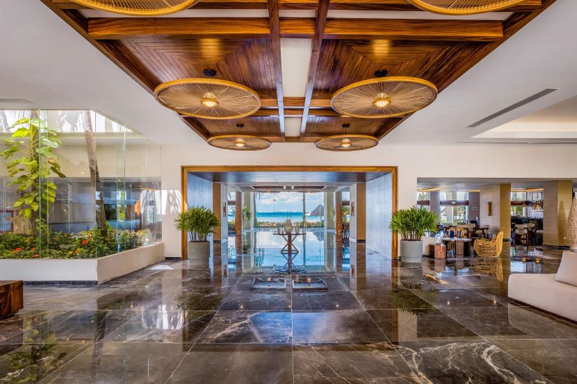 lobby of dreams sands cancun