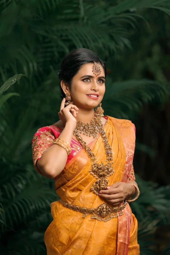 indian bride in orange saree