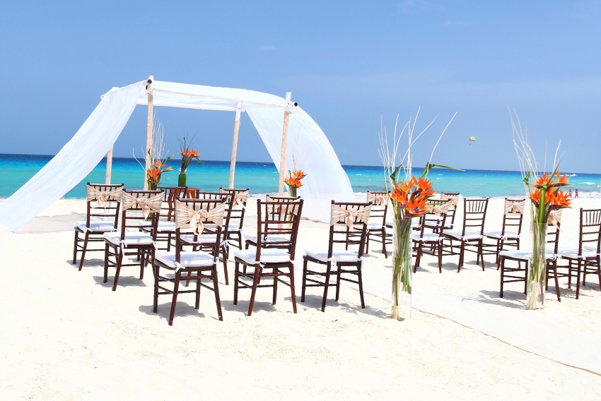 sandos cancun beach wedding setup