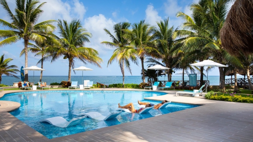 Margaritaville Island Reserve Riviera Cancun resort pool side