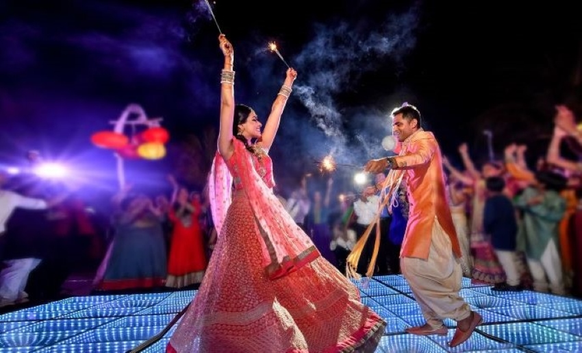 moon palace sangeet bride and groom dancing 2