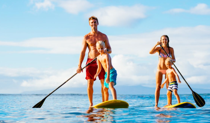 paddle boarding family at margaritaville island cancun