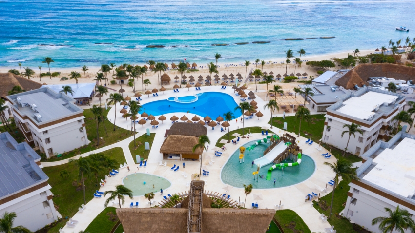 bahia principe grand tulum resort beach and pool