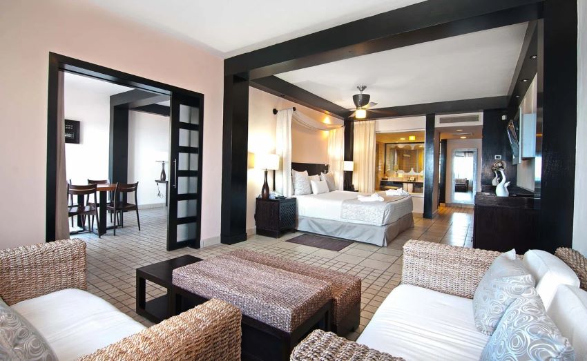 honeymoon suite ocean coral & turquesa resort