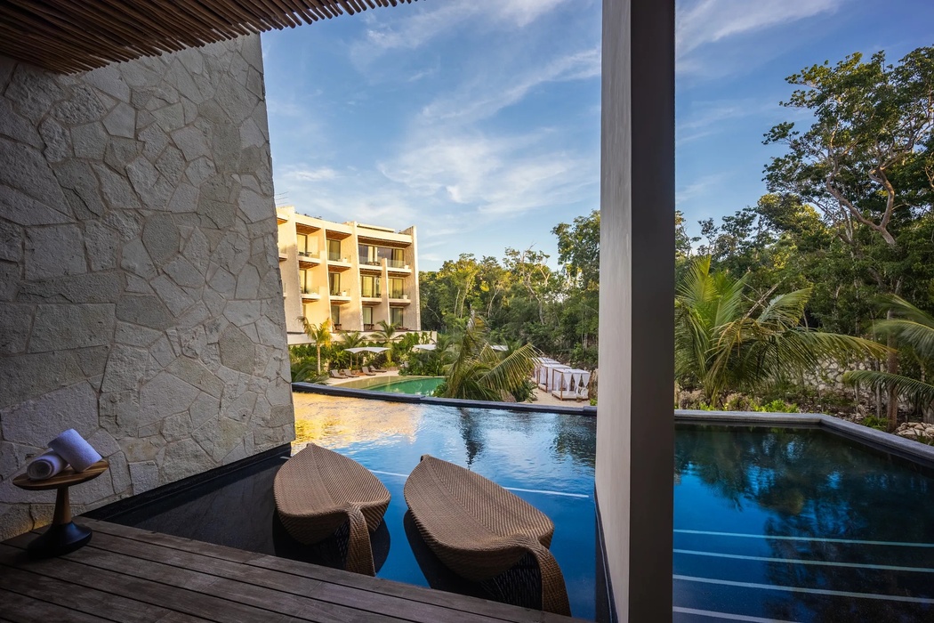 swim out suite at secrets tulum