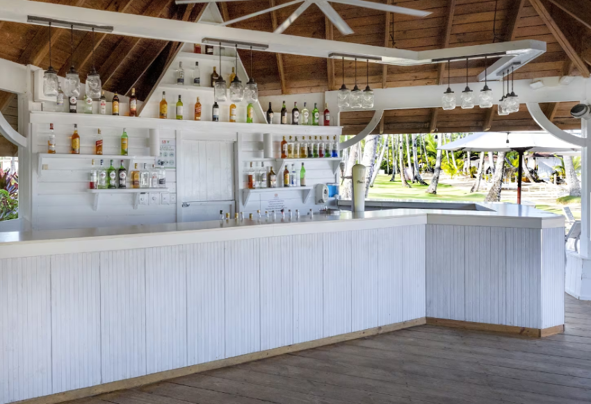 bar at viva v samana