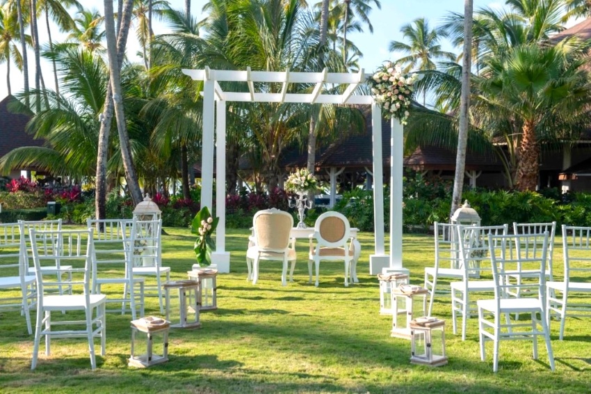 garden wedding venue at viva v samana