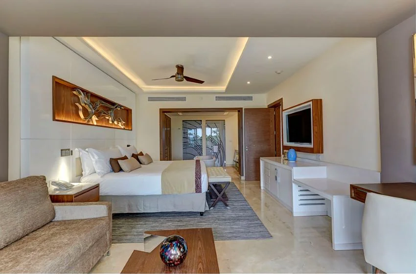 luxury chairman suite hideaway at royalton negril