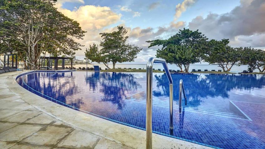 pool and beach at hideaway at royalton negril