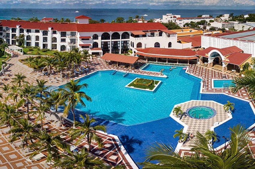 Cozumel Hotel & Resort Trademark Collection By Wyndham