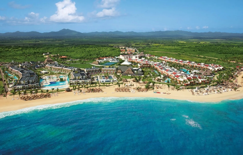 Dreams Onyx Resort & Spa resort aerial view