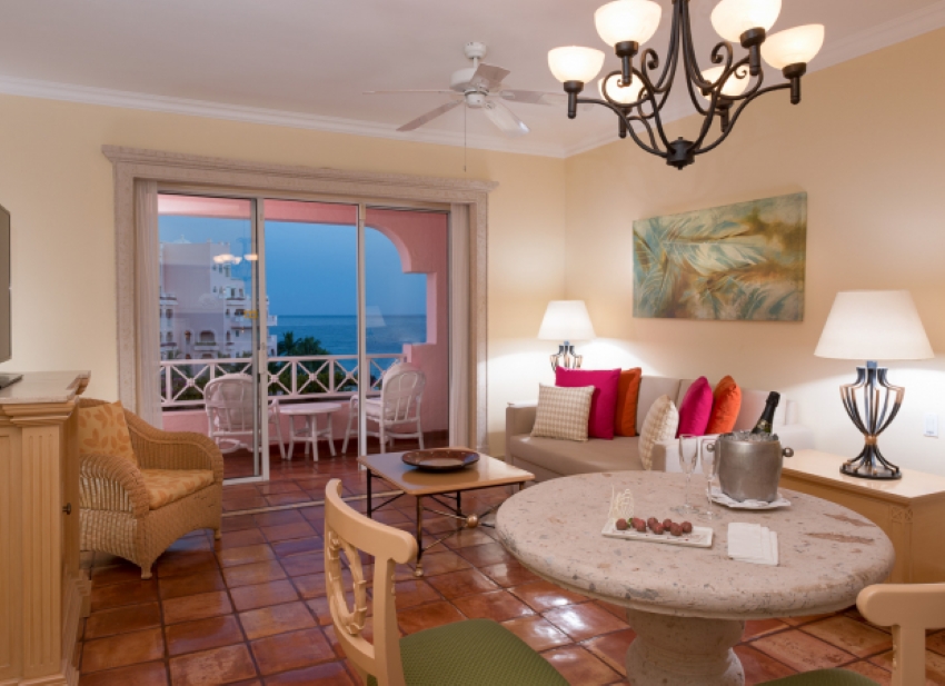 luxury suite at pueblo bonito rose