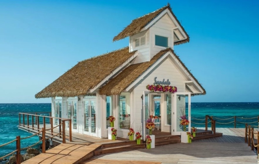Over-the-Water Wedding Chapel at sandals ochi