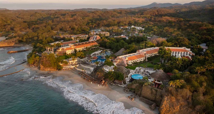 aerial view of Grand Palladium Vallarta Resort & Spa