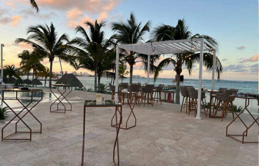 pool gazebo at breathless cancun soul