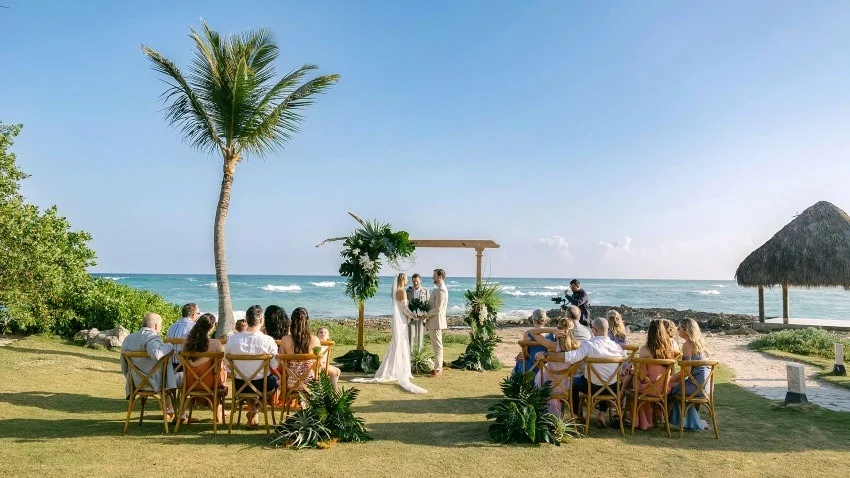 bride groom and guests at Eden Roc Cap Cana