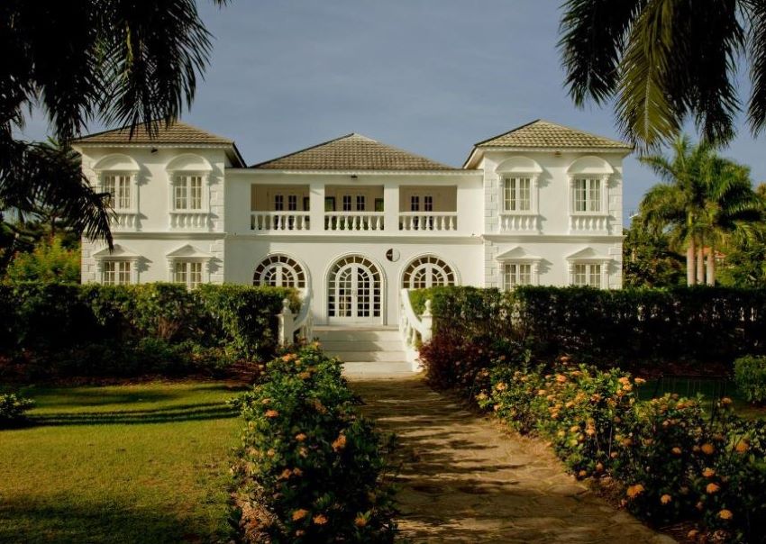 seven bedroom garden view villa at half moon jamaica