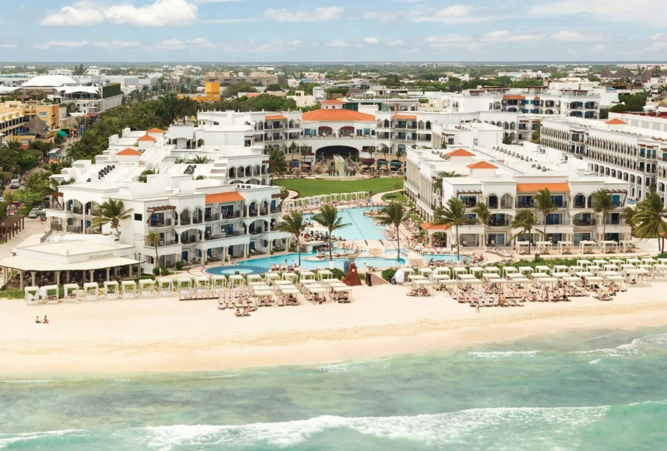 Hilton Playa del carmen Overview