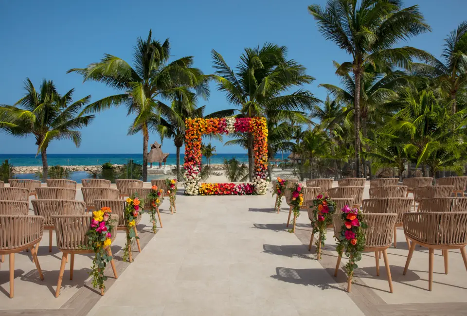 Symbolic ceremony in Rooftop terrace venue at Dreams aventures riviera maya