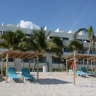 Akumal Bay beach and wellness