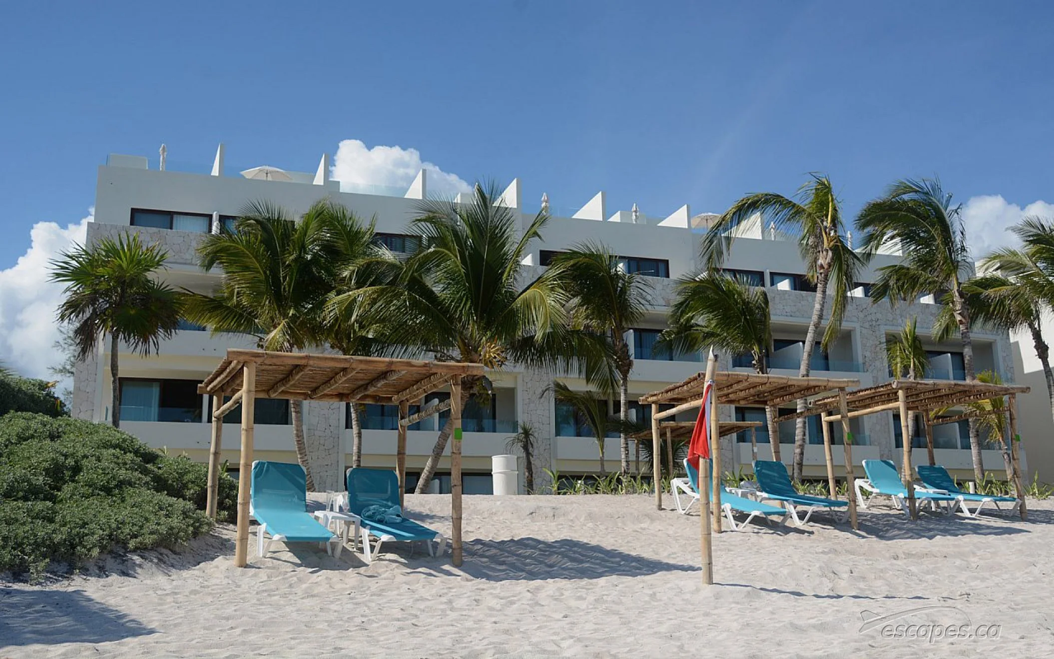 Akumal Bay beach and wellness