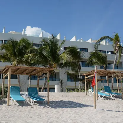 Akumal Bay beach and wellness