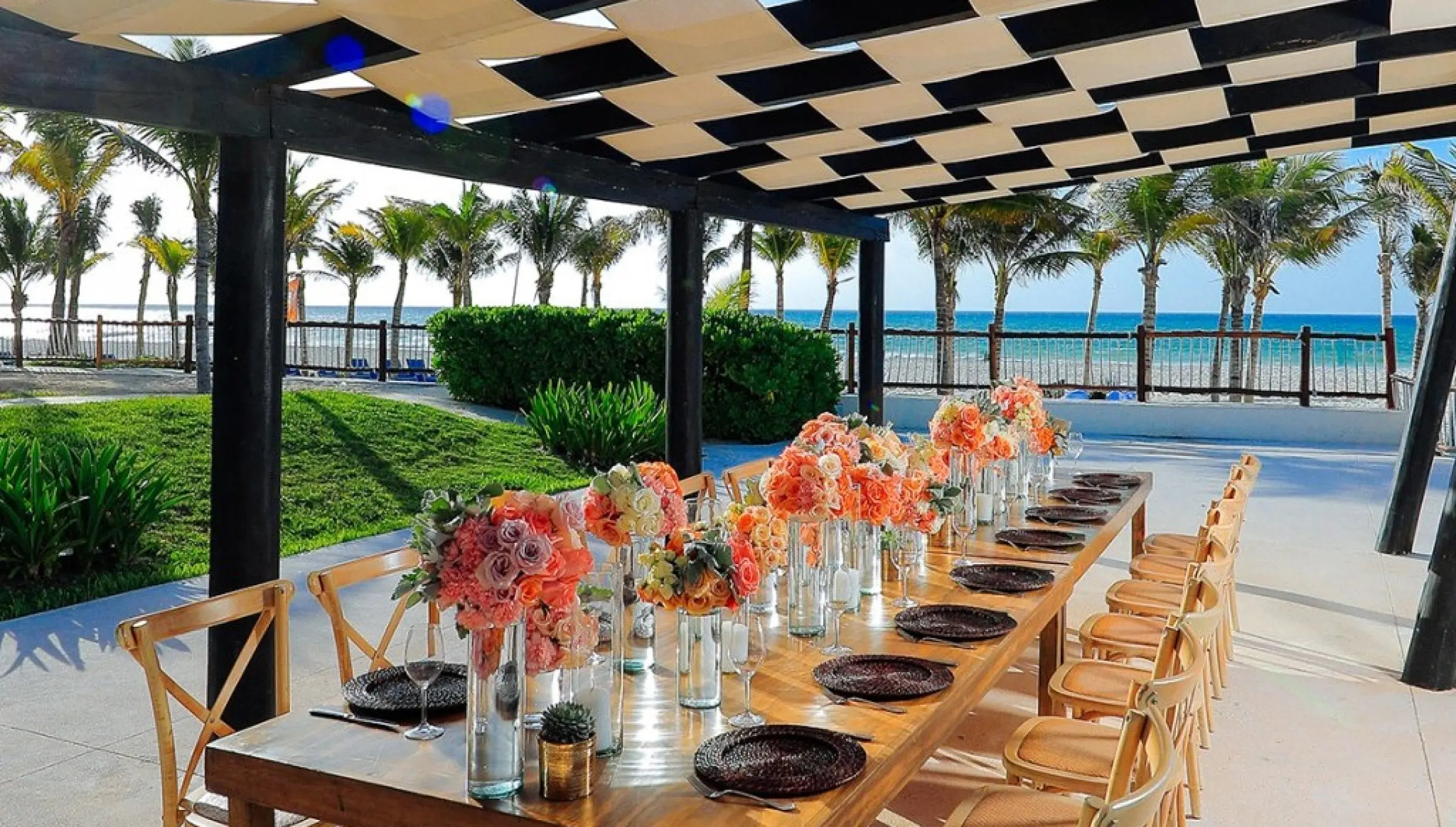 Private dinner reception in pool area venue at allegro playacar resort