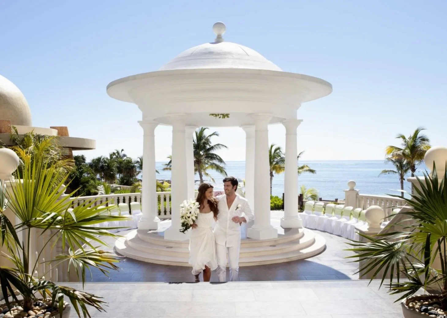 Couple in gazebo venue at Barcelo Maya beach resort