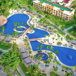 Barcelo Maya Colonial pool arial