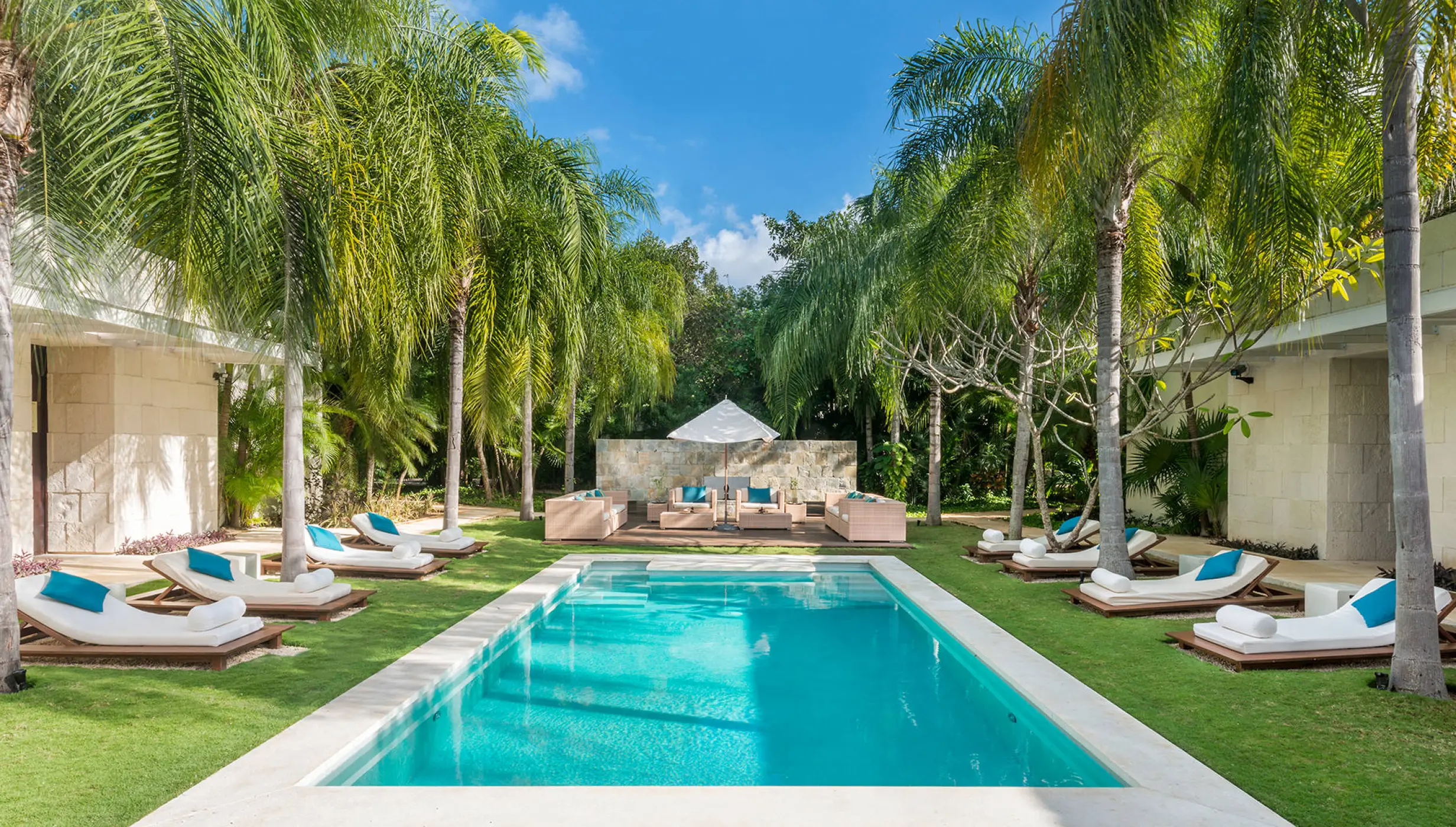 Spa pool at Blue Diamond Luxury Boutique Hotel
