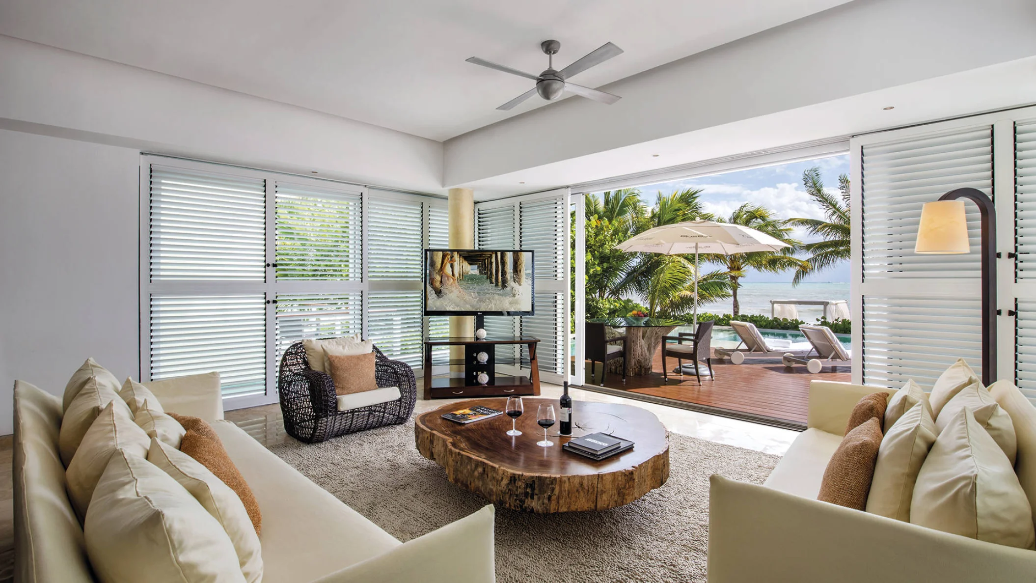 Swim up suite at Blue Diamond Luxury Boutique Hotel