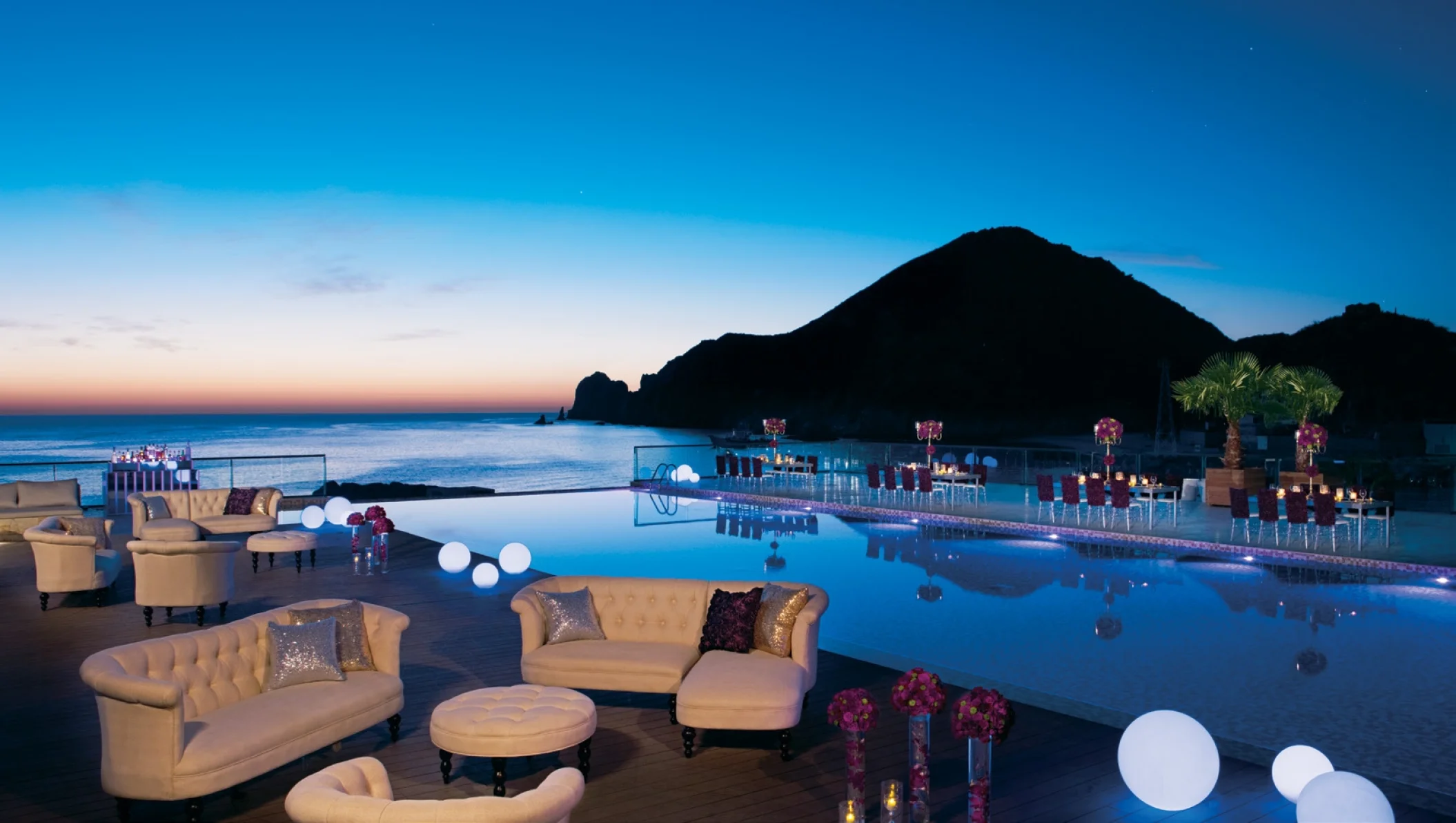 Cocktail pary and dinner reception on the freestyle pool area at Breathless Cabo San Lucas Resort and Spa
