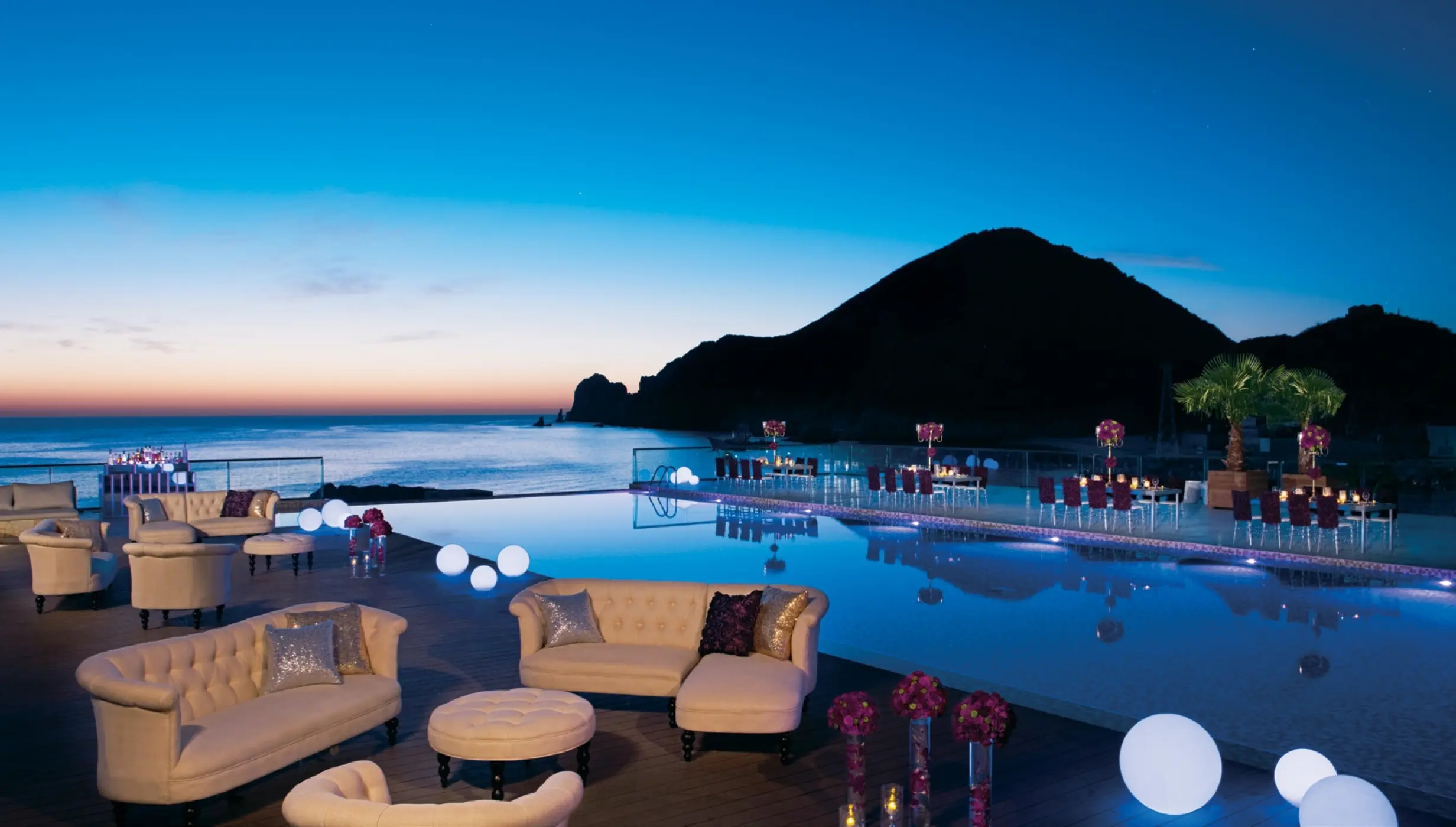 Cocktail pary and dinner reception on the freestyle pool area at Breathless Cabo San Lucas Resort and Spa